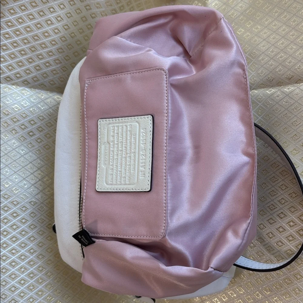 Coach White Leather Satchel purse bag 9”x 6”4 1/2” - Picture 9 of 11